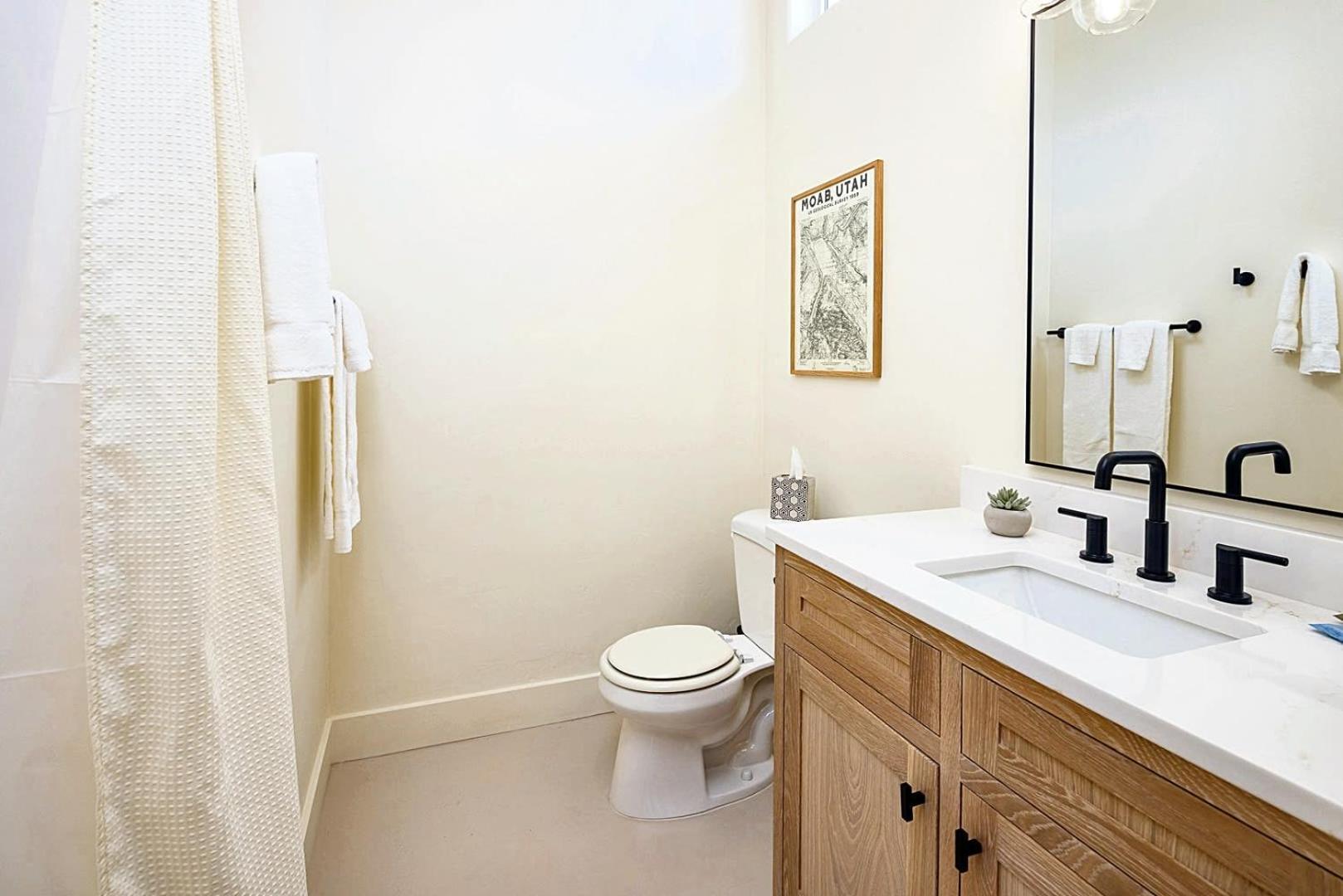 Downtown Kokopelli West 8 - Newly Remodeled Stylish Studio Moab Exterior photo